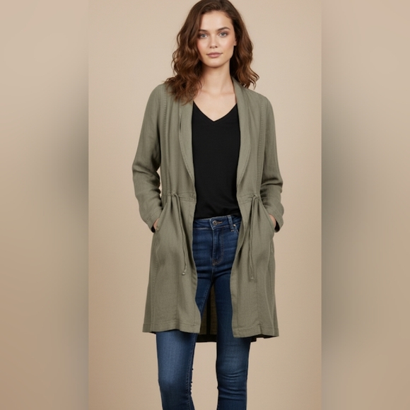 max Jackets & Blazers - MAX OLIVE GREEN JACKET SIZE LARGE